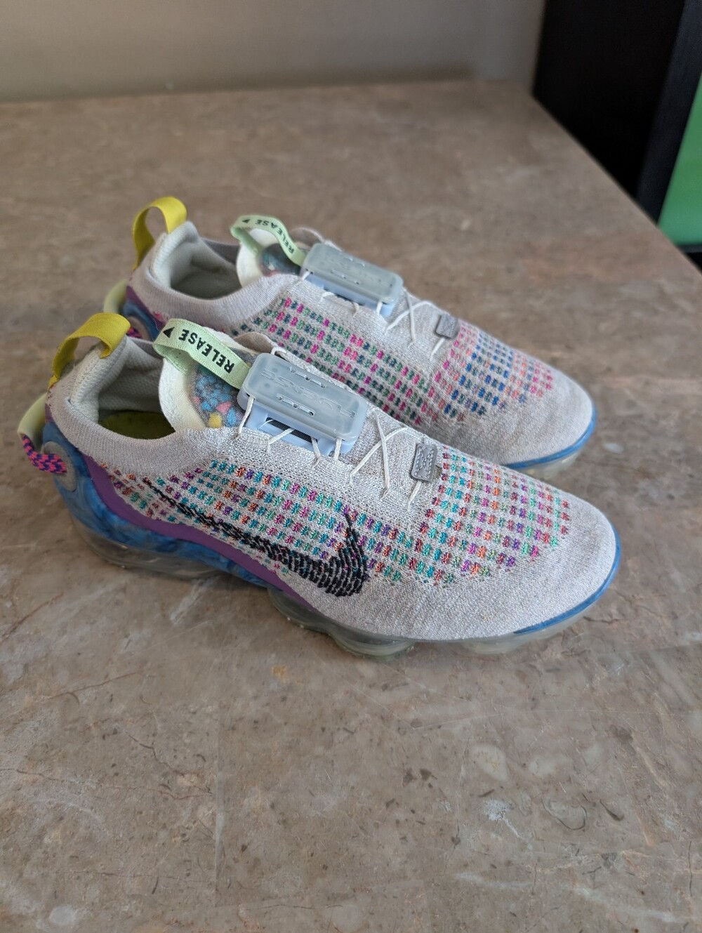 Nike Air Vapor Max (2020) Flyknit Pure platinum Multi    Shoes Women's Size 7